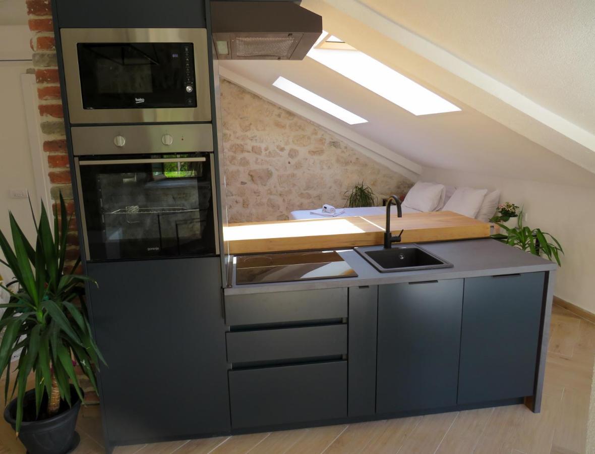 Mareta Loft Apartment Kotor Exterior photo